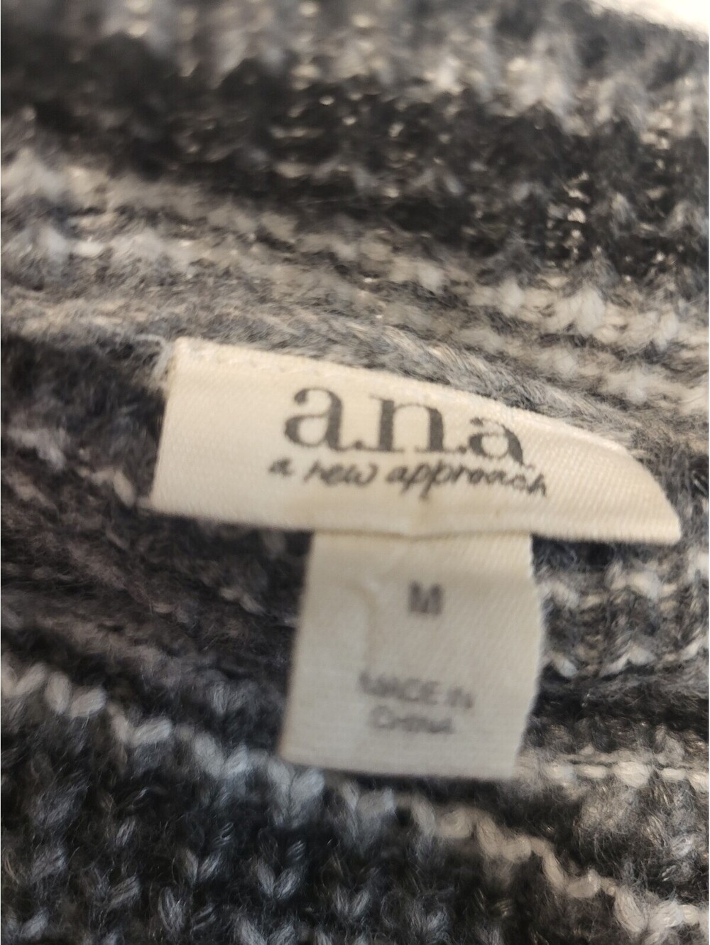 a.n.a Women's Medium Striped Knit Sweater MD